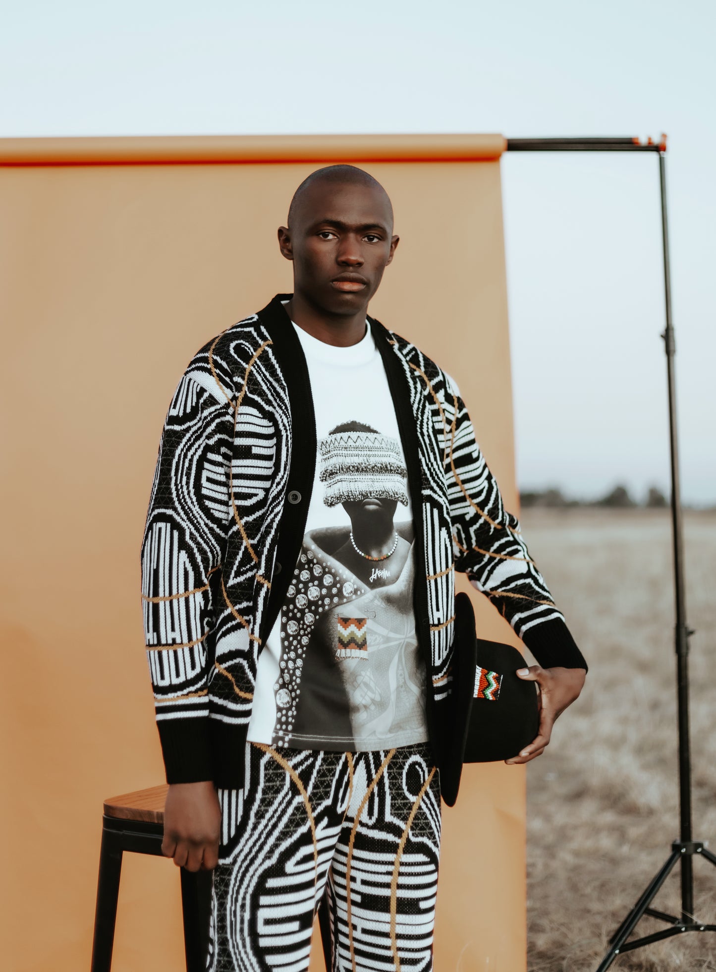 MOROETSANA OVERSIZED T SHIRT